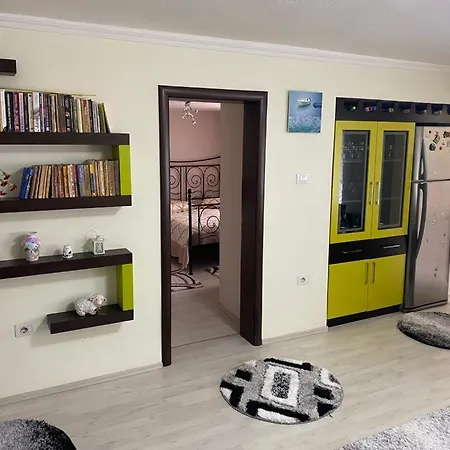 Lula Apartment Gjirokaster