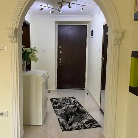 Lula Apartment Gjirokaster